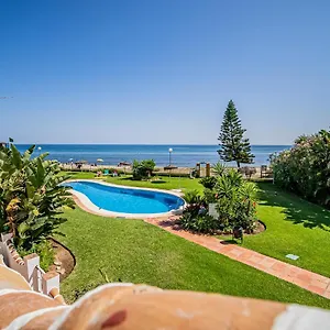  Apartment Luxury 2 Bedroom Beachfront In Bali-boho Style Spain